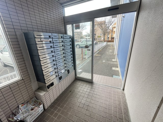 想定年間賃料2,067.6万　想定利回り10.33％　鉄筋コンクリート造の設備