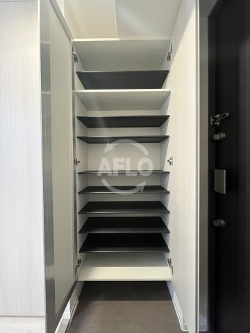 クレアグレイス岸里の収納|クレアグレイス岸里　シューズボックス