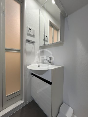 クレアグレイス岸里の洗面所|クレアグレイス岸里　独立洗面台