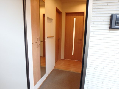 【その他】 | グリーンフォレスト西宮６ | きれいな玄関です