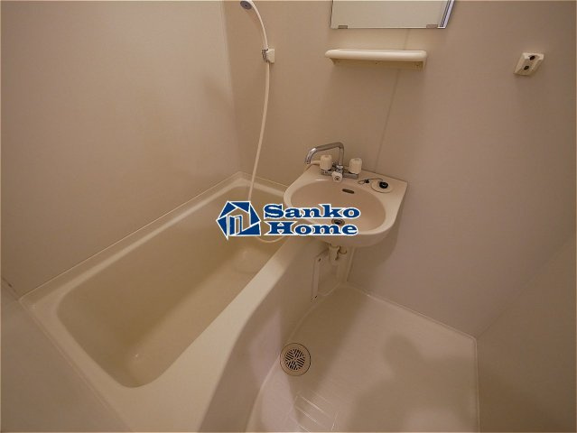 スカイコートお茶の水女子大前第２の浴室