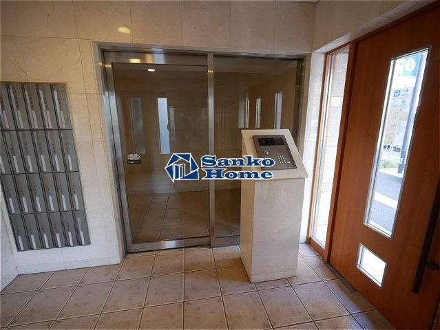 スカイコートお茶の水女子大前第２のロビー