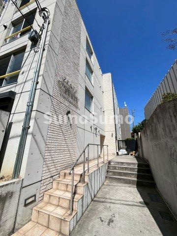 ZESTY駒沢大学Ⅱのエントランス