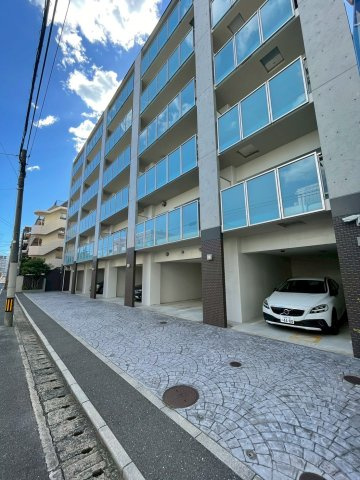 アイリーフ大楠 の駐車場