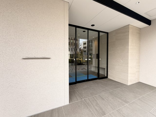 Urban Breeze 恵比寿のエントランス