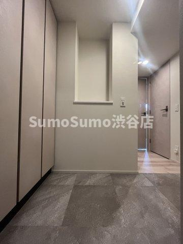 Urban Breeze 恵比寿の玄関