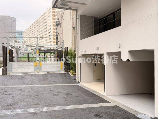 Urban Breeze 恵比寿の駐車場