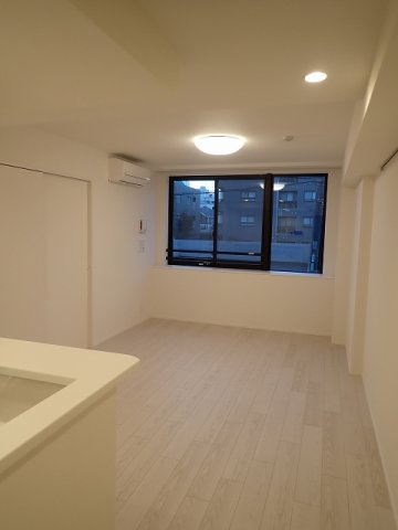 Brillia ist 文京六義園の居間・リビング