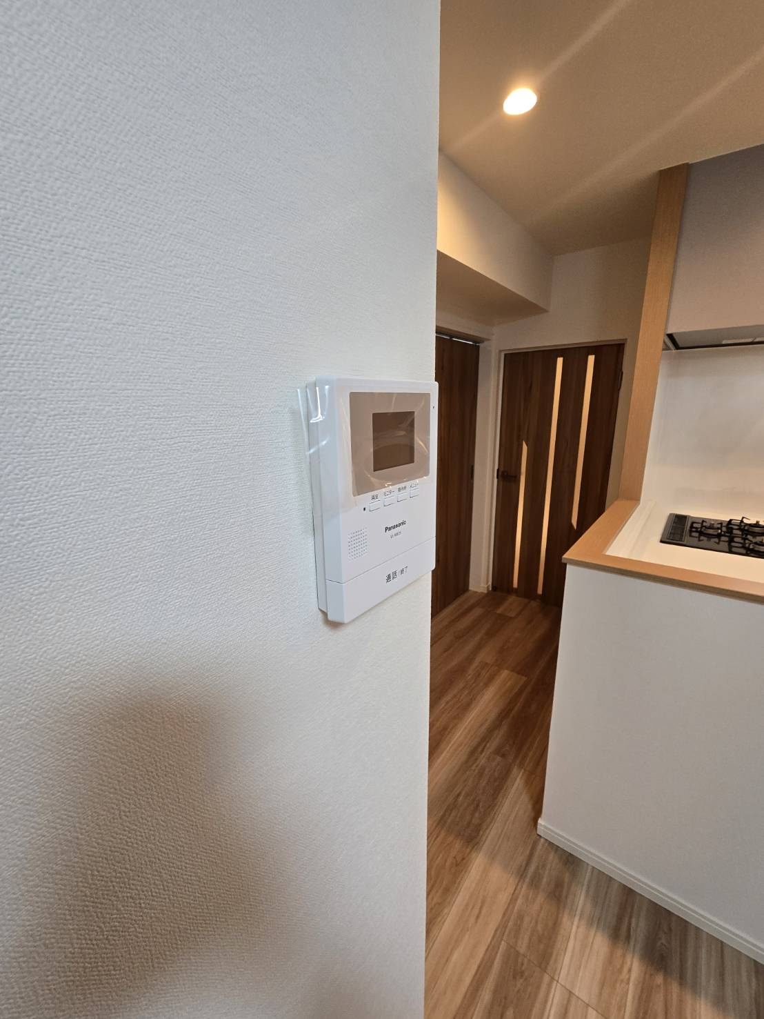 高宮オークマンションの防犯設備|テレビモニター付きインターホンなので安心ですね☆