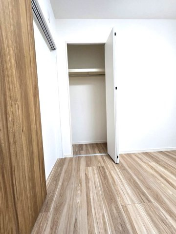 高宮オークマンションの収納|天井まである収納♪長いものも収まりそうですよね！