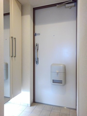 【玄関】 | ララフラッツ