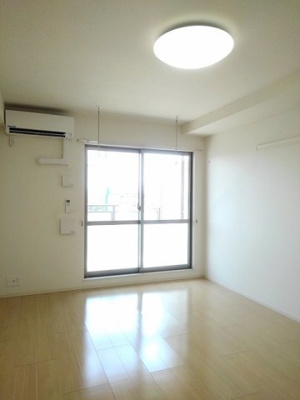 【居間・リビング】 | ララフラッツ