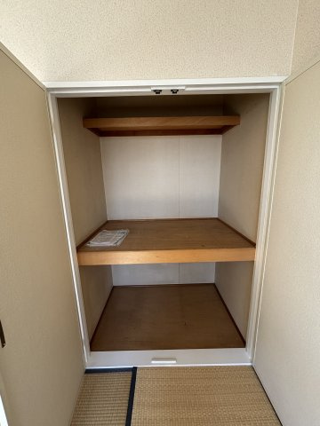 シャトレヴェールA棟の収納