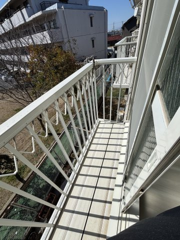 シャトレヴェールA棟のバルコニー