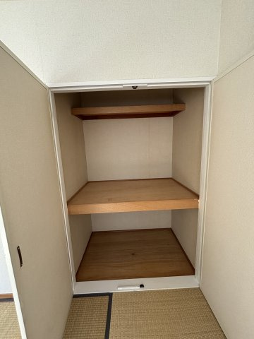 シャトレヴェールA棟の収納