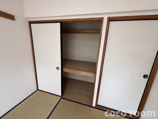 メゾンラフィネの和室