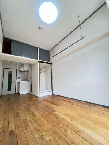 アバンダント84の居間・リビング