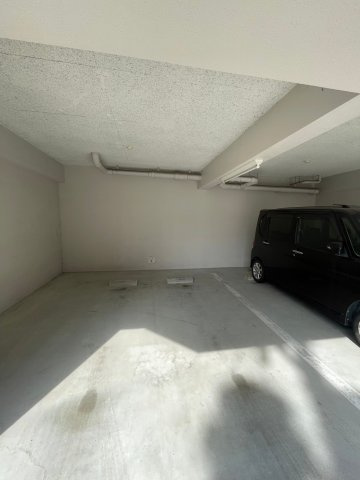 アクアシティ日赤通の駐車場