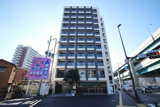 アバンダント21の外観