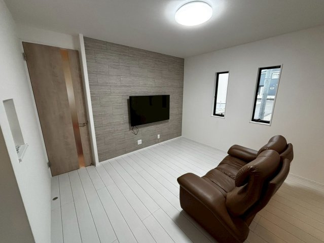 泉佐野市笠松２丁目貸家の居間・リビング