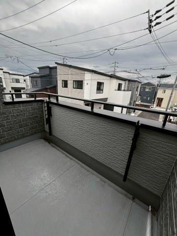 泉佐野市笠松２丁目貸家のバルコニー