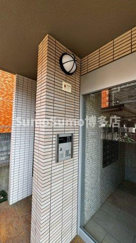 アウローラ姪浜のエントランス|落ち着いたエントランスです