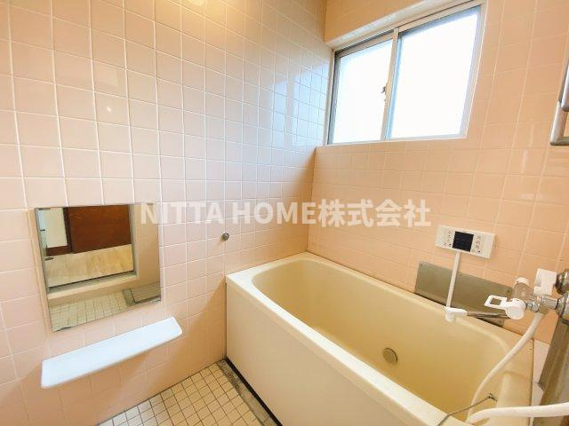 BIRDLANDの浴室|キレイなバスルームで疲れもなくなりますね★