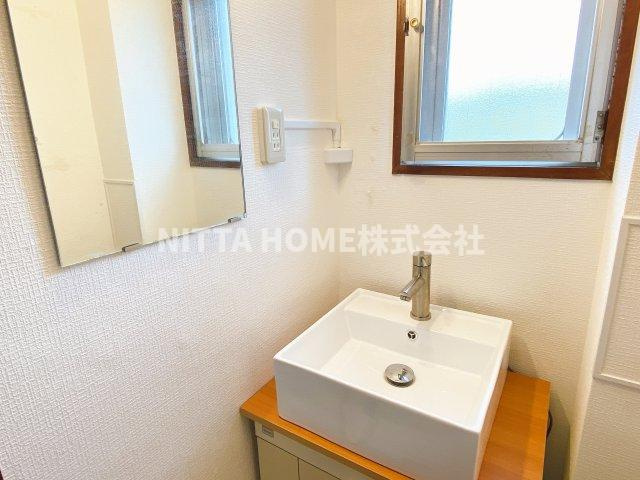 BIRDLANDの洗面所|オシャレな洗面台です◆