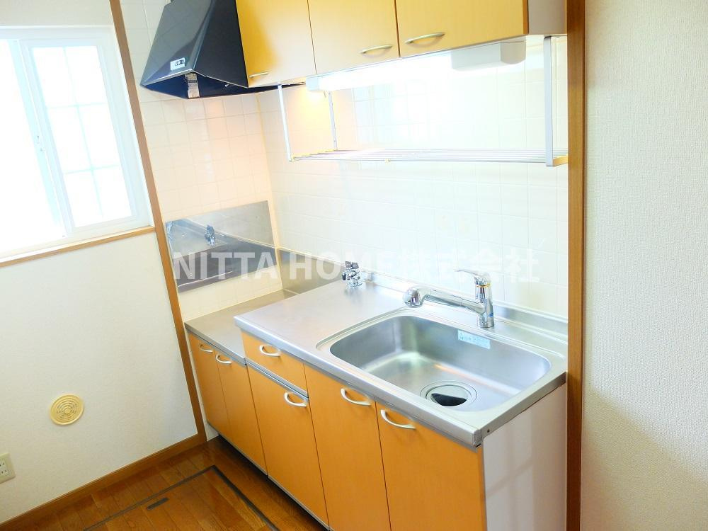 メゾンソレイユＢのキッチン|ガスコンロ設置タイプです◇