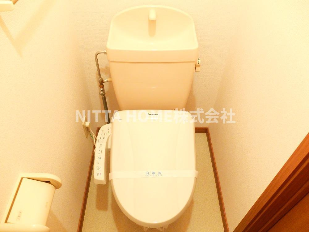 メゾンソレイユＢのトイレ|嬉しいウォシュレット付き◎