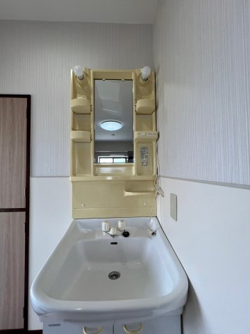 【洗面所】