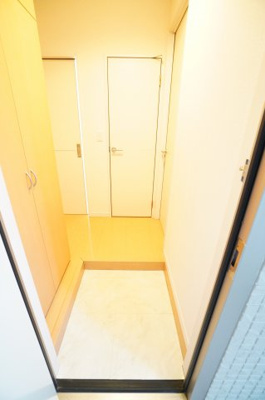 【玄関】 | リビングタウン稲毛の杜C | ※同物件・同タイプの写真です。