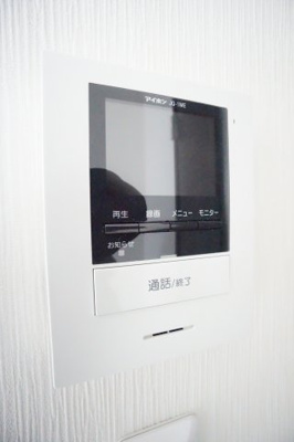 【セキュリティ】 | ヴィラ・アヴェニューⅠ | ※同物件・反転タイプの写真です。