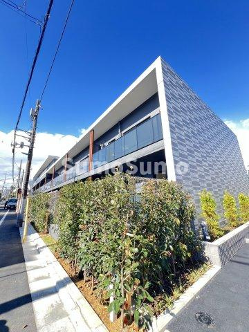 アジールコート都立大学のロビー|落ち着いたロビーです