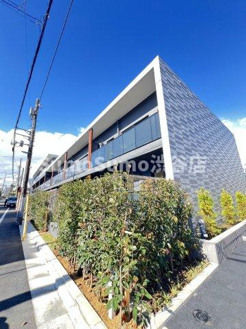 アジールコート都立大学の外観