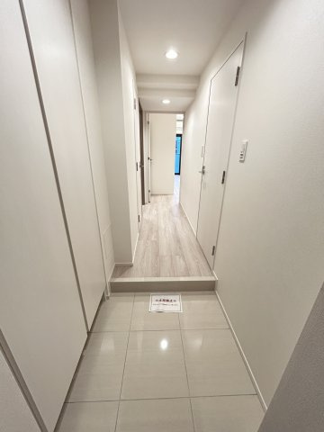 アジールコート都立大学の玄関