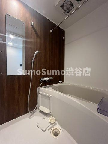 アトリオフラッツ三軒茶屋Northの浴室|日々の暮らしに欠かせないお風呂です