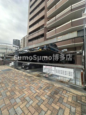 アプローズ南福岡駅東の駐車場