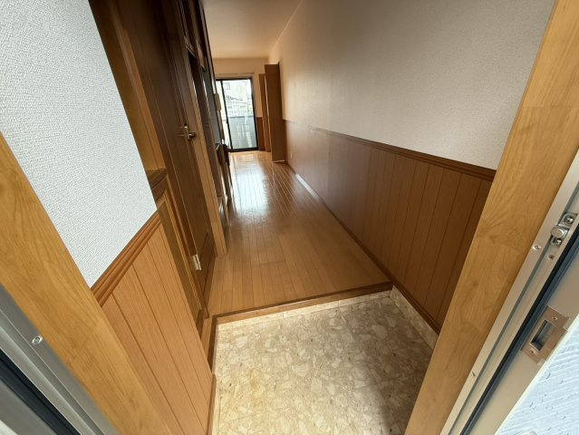 キャッスルエイトの玄関