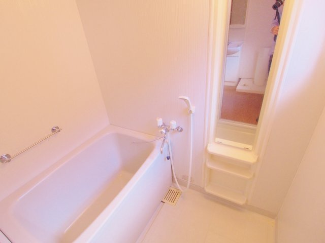 アブニールKの浴室