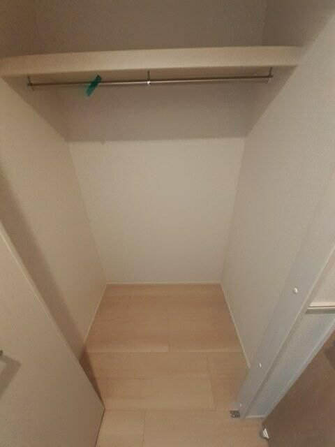 スアヴィス舎人の収納