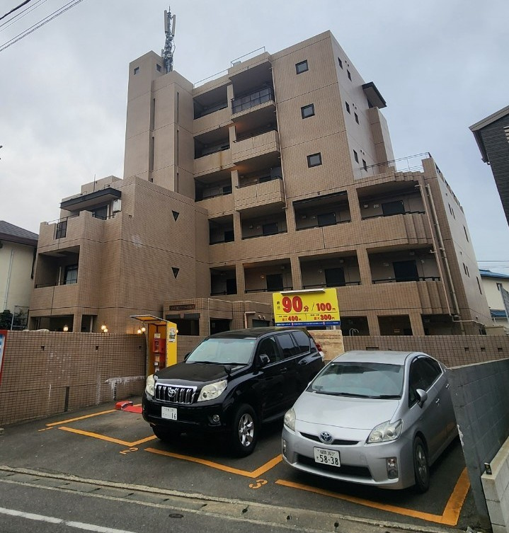 ヴァリエ南福岡の外観
