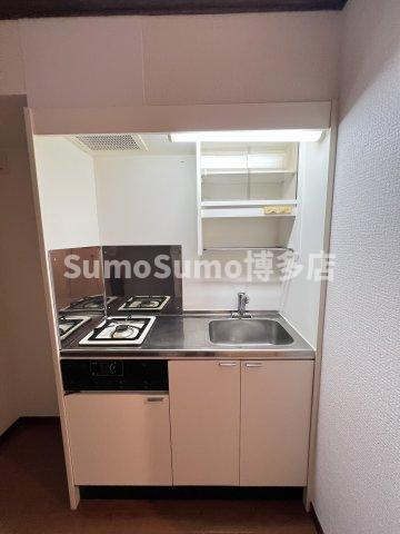 イング大宮のキッチン|コンパクトなキッチンで掃除もラクラク