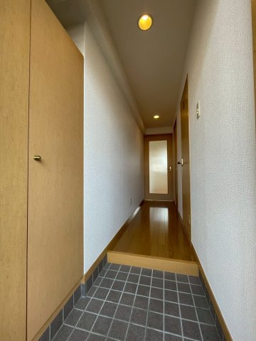 アンジェ大橋の玄関