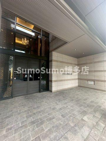 ウィスタリア レジデンス 博多のエントランス