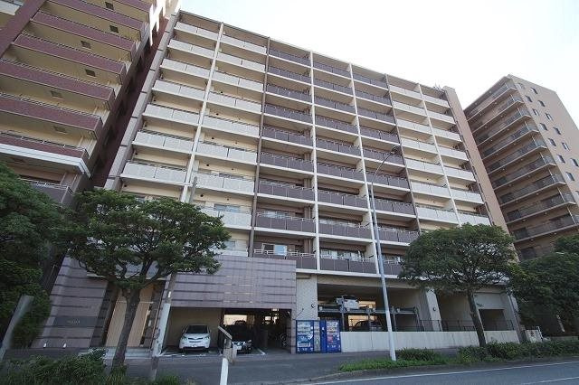 アルティザ博多プレミアの外観