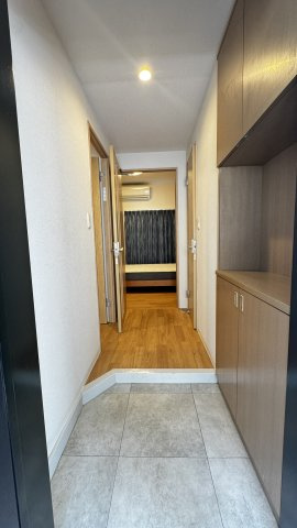 アルファコンフォート福岡西新の玄関