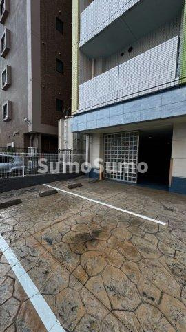 イル・ルビコーネの駐車場