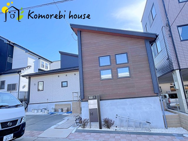 さいたま市西区中釘　新築一戸建て　ブルーミングガーデン　01