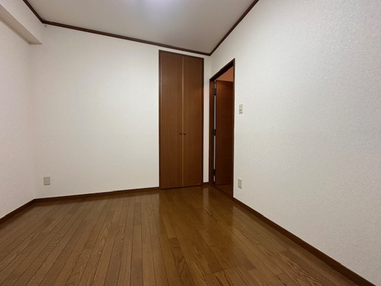 【洋室】 | サニークレスト伊東壱番館　8階